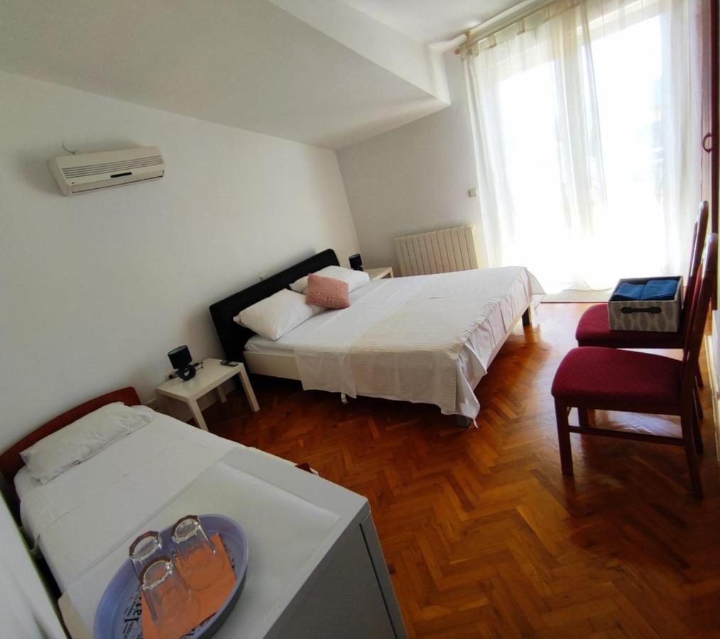 Guesthouse Varnica Kaštel Lukšić Exteriér fotografie