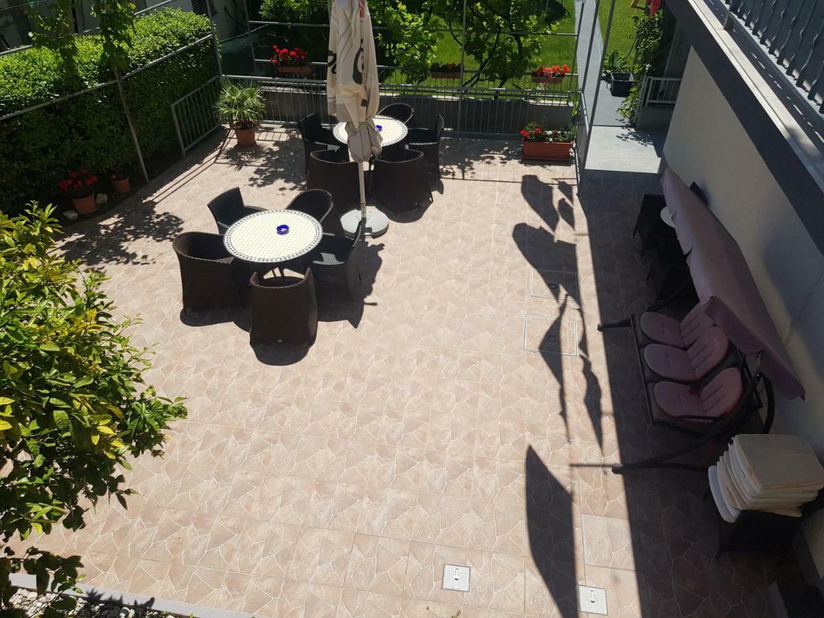 Guesthouse Varnica Kaštel Lukšić Exteriér fotografie