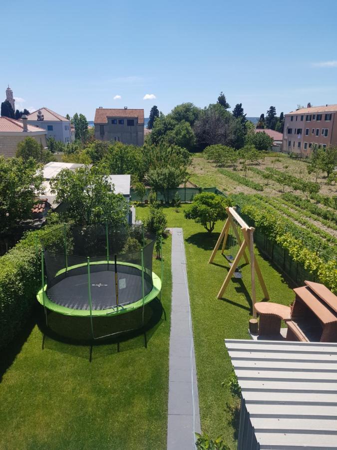 Guesthouse Varnica Kaštel Lukšić Exteriér fotografie